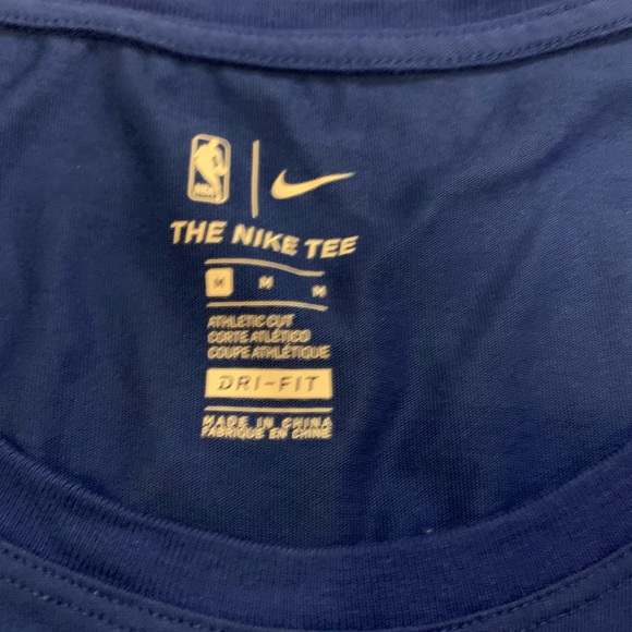 Nike Dallas Mavericks T-Shirt - Picture 2 of 4